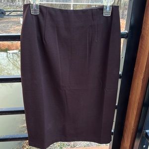 Dainty jewell’s pencil skirt